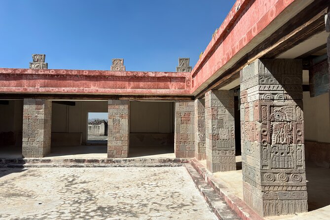 Teotihuacan Tour with Basilica of Guadalupe and Tlatelolco - Getting to Teotihuacan from Reforma: pickup timing and van logistics