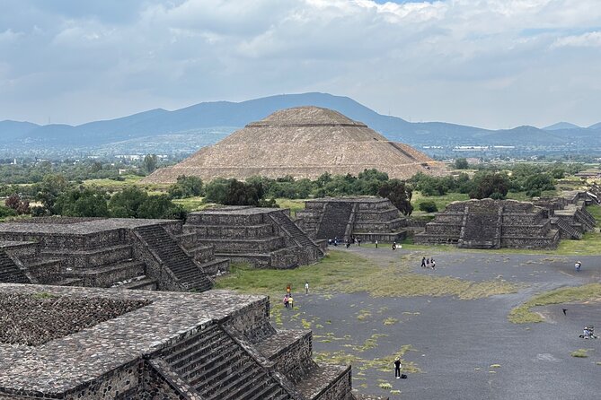 Teotihuacan without obligatory stops. No shops or restaurants. - Museum Stop Advantage: Learning Without Losing the Day