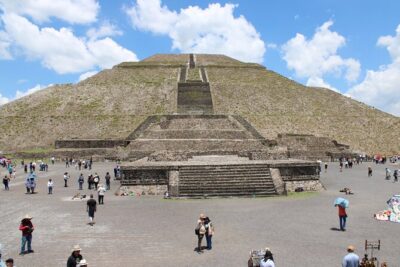 The best tour to Teotihuacán from Mexico City - San Juan Teotihuacán culture stop: mezcal, tequila, and the “what am I seeing?” question