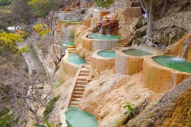 Tolantongo Caves Hot Springs & Waterfalls Small Group Tour - Food, water, and the box lunch option: what’s included vs what you’ll need to pay for