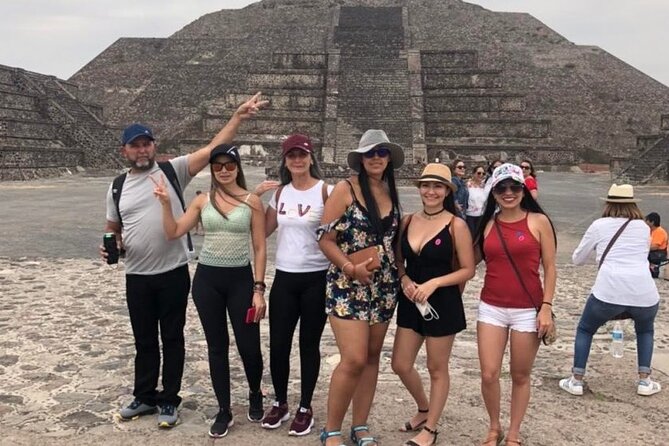Tour to Teotihuacan includes Cuevas a mystical History - Teotihuacán with a guide: Sun, Moon, Avenue of the Dead, and Quetzalcoatl