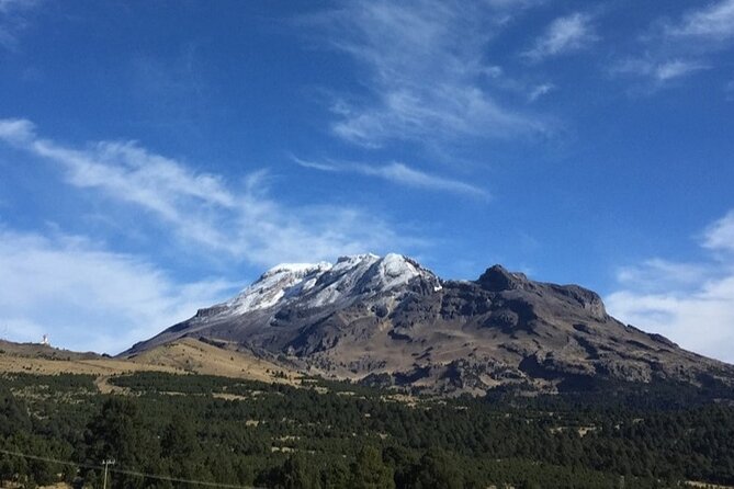 Trekking Through The Volcanoes - Guide quality: small groups, real care, and what to watch for