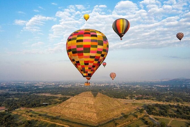Unforgettable Balloon Flight + Tour of Teotihuacan - Why this sunrise balloon day works so well in Teotihuacan