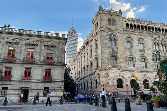 Walking Tour in Mexico City for Exploring their Cultural Heritage - Tile palace to the grand finish: ending near Palacio de Bellas Artes