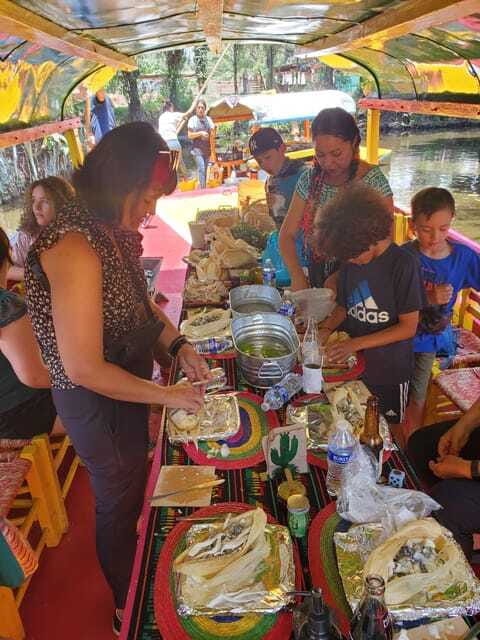 Xochimilco: Market, Food and Nature ¡All included! Tour - Axolotl sanctuary: the conservation stop that makes the nature feel real
