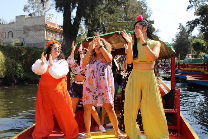 Xochimilco & Mexican Party with Guacamole & Unlimited Drinks - Unlimited drinks: beer, tequila, mezcal, and a pulque taste
