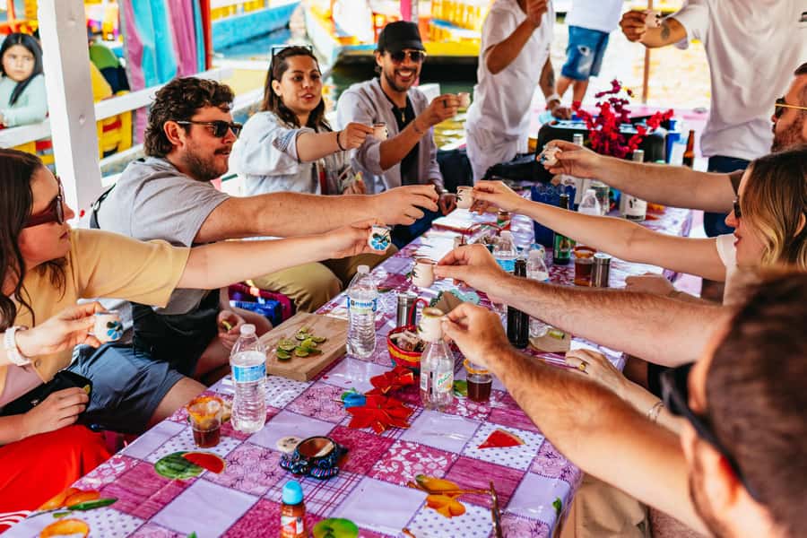 Xochimilco: traditional boat tour, culture, and fun. - The canal cruise: what to watch for while the guide talks